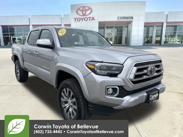Used 2021 Toyota Tacoma Limited image 1
