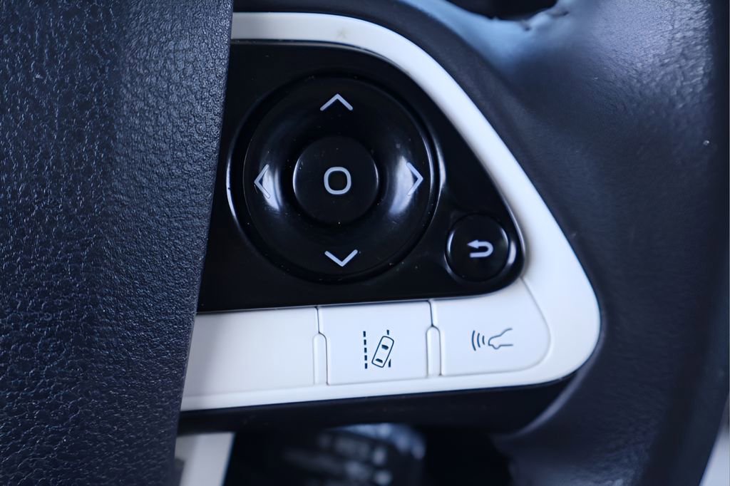 Certified 2016 Toyota Prius Four Touring image 20