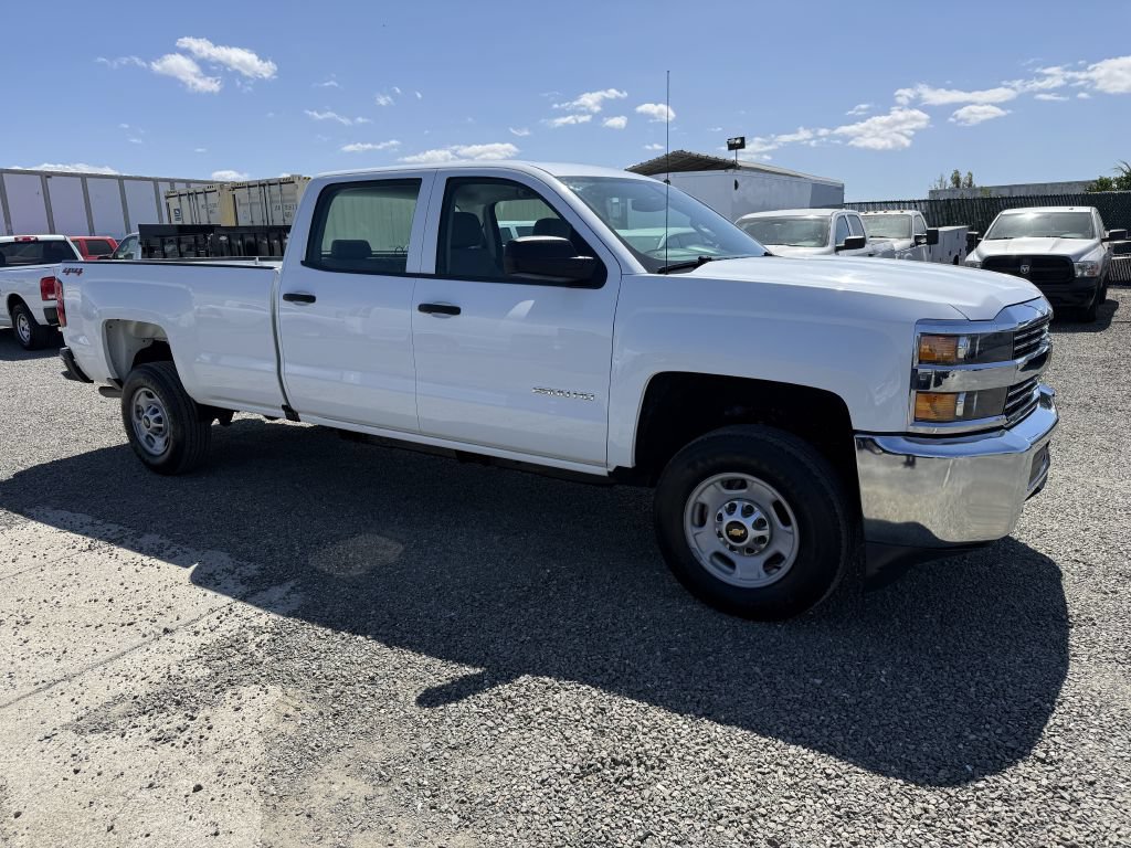 Used 2018 Chevrolet Silverado 2500 W/T AWD/4WD image 3