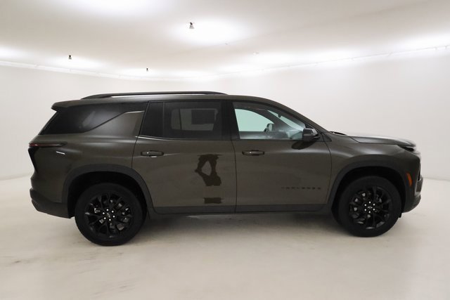 Certified 2024 Chevrolet Traverse LT w/ Enhanced Driving Package image 2