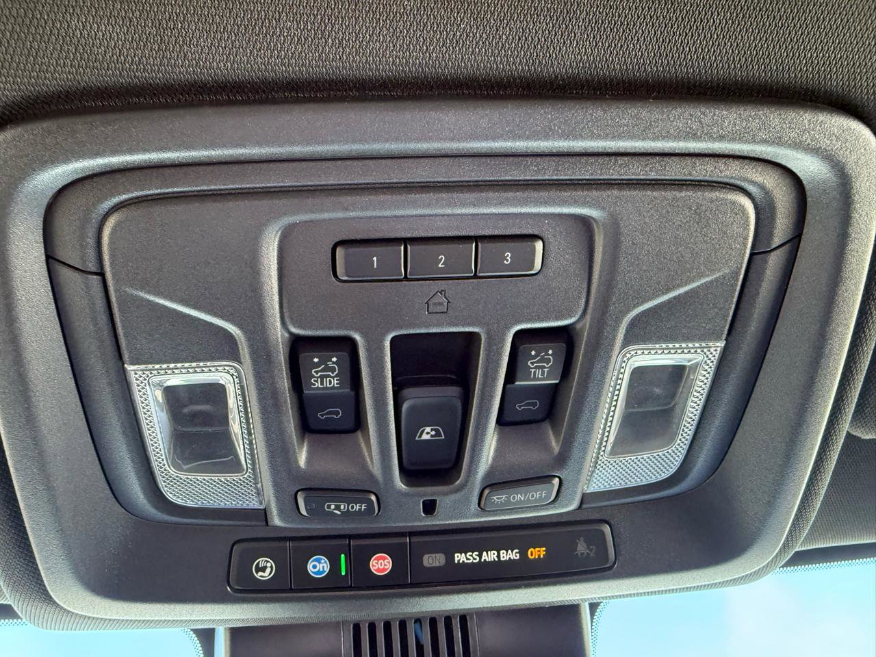 Used 2024 GMC Sierra 2500 AT4 w/ AT4 Premium Plus Package image 37