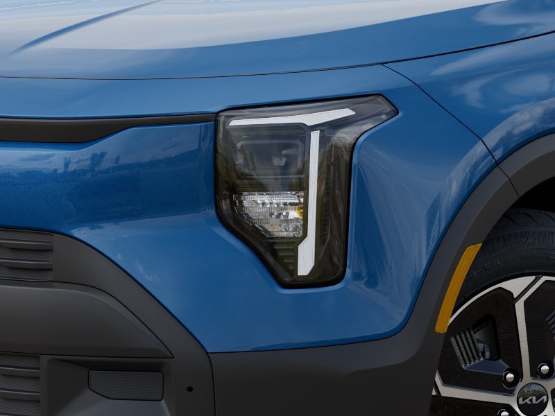 New 2027 Kia Niro LX FWD image 10