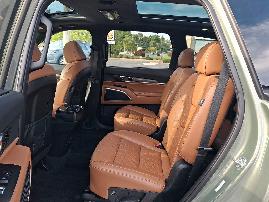 Certified 2024 Kia Telluride SX Prestige X-Line AWD/4WD image 12