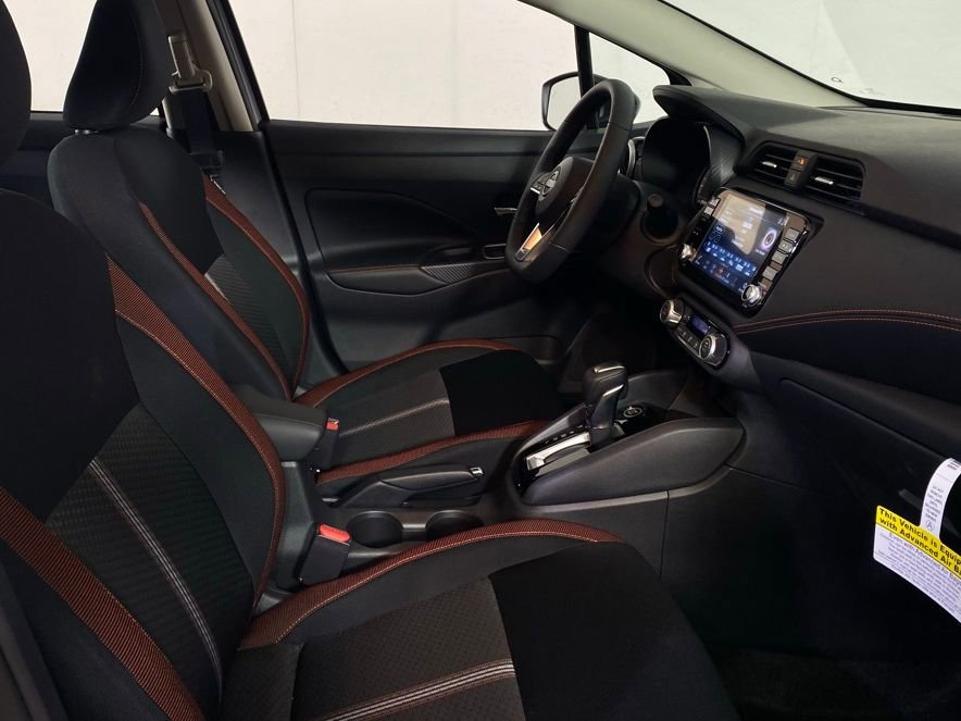 New 2025 Nissan Versa SR w/ Trunk Package image 12