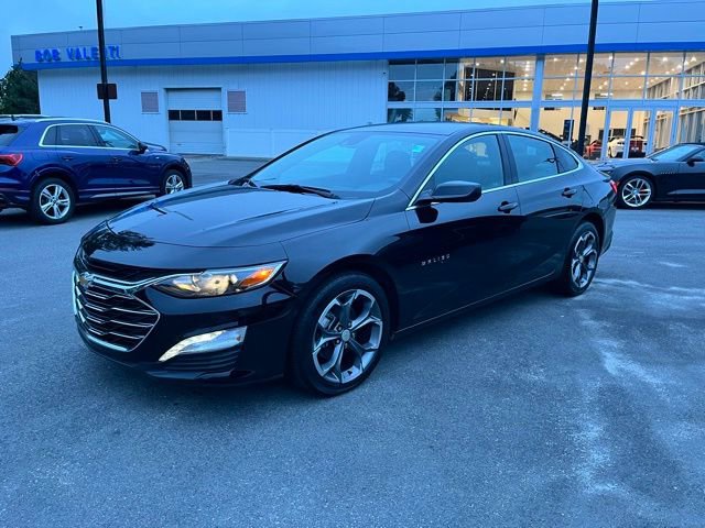 Used 2024 Chevrolet Malibu LT image 2