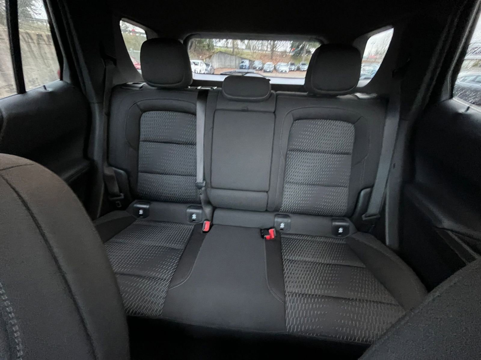 Used 2025 Chevrolet Equinox LT image 38