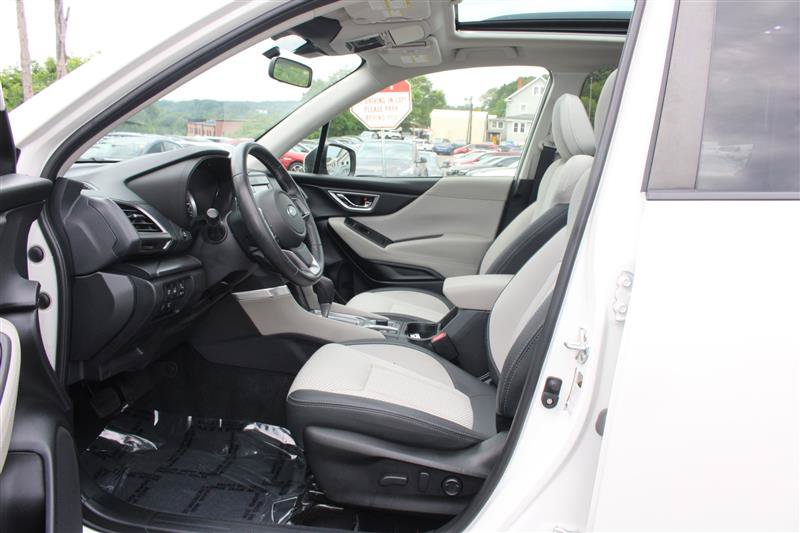 Used 2024 Subaru Forester Premium AWD/4WD image 10