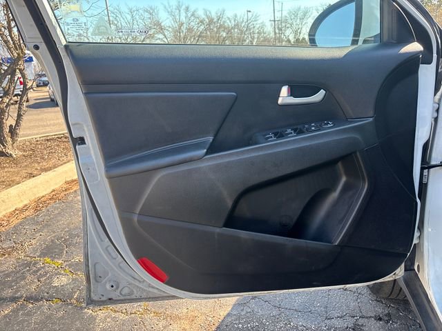 Used 2015 Kia Sportage LX image 11