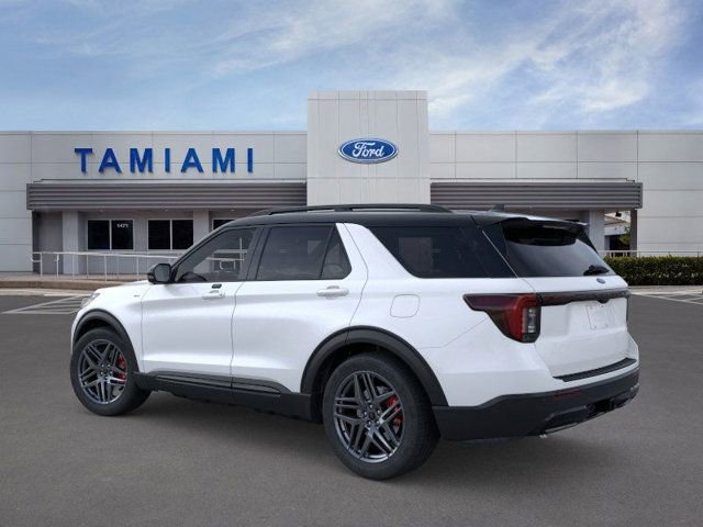 New 2026 Ford Explorer ST-Line w/ ST-Line Street Pack image 4