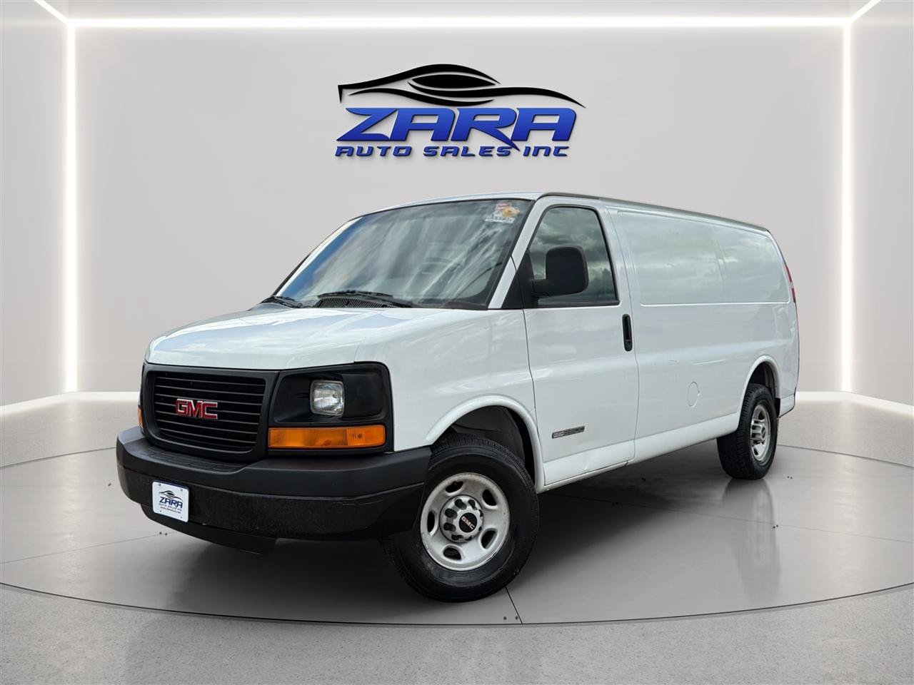 Used 2006 GMC Savana 2500 RWD image 1