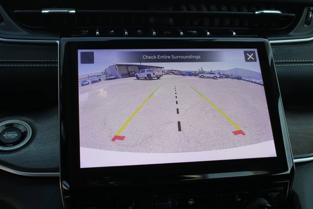 Used 2023 Jeep Grand Cherokee L Limited AWD/4WD image 27
