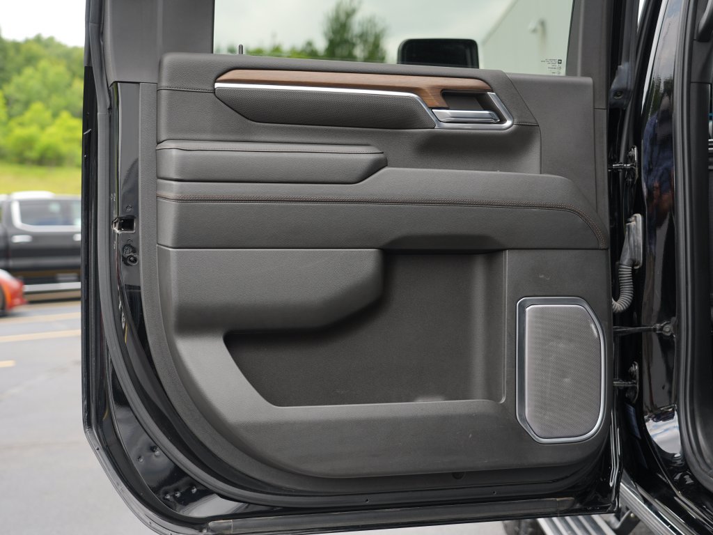 Certified 2024 Chevrolet Silverado 3500 High Country w/ High Country Premium Package AWD/4WD image 20
