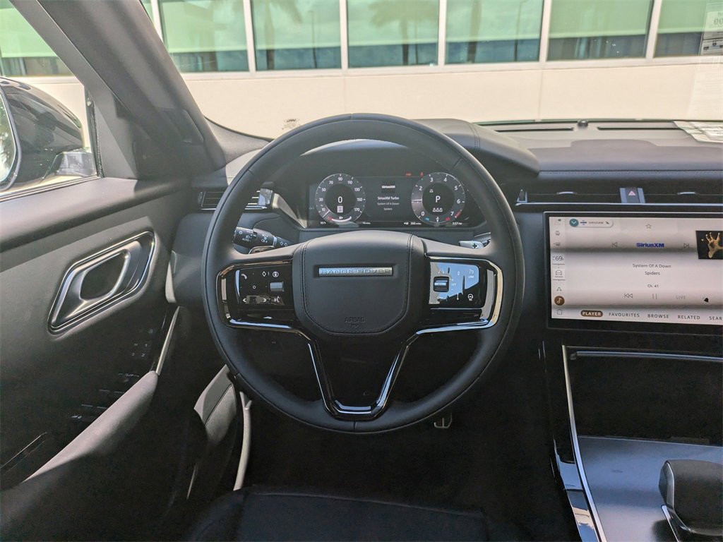 New 2026 Land Rover Range Rover Velar Dynamic SE image 16