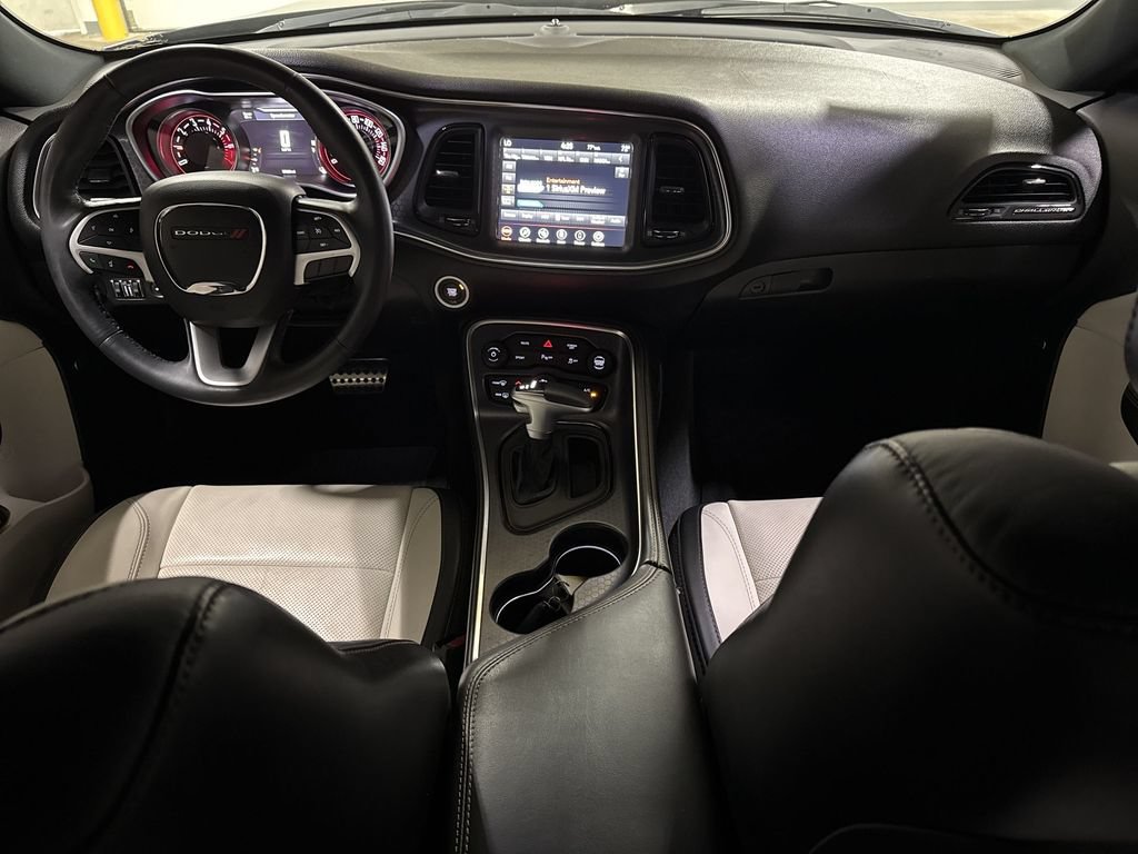 Used 2018 Dodge Challenger SXT Plus RWD image 10