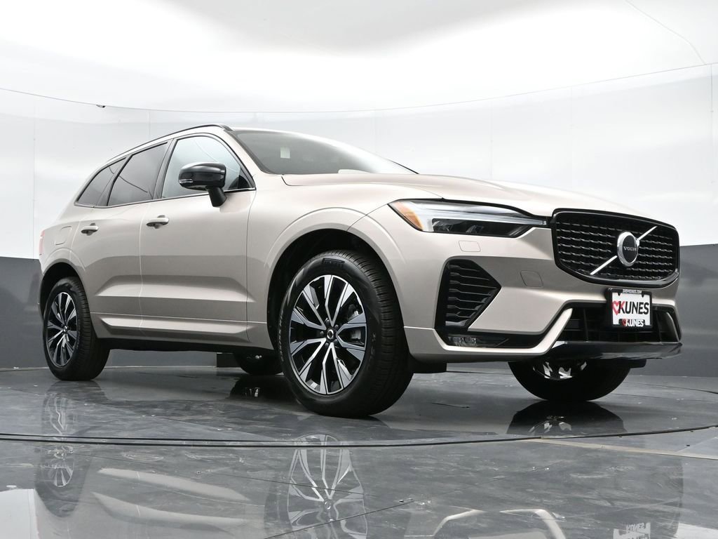 New 2025 Volvo XC60 B5 Core w/ Protection Package Premier image 41