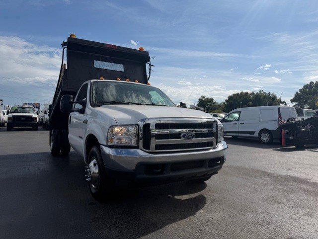 Used 2001 Ford F350 XL image 4