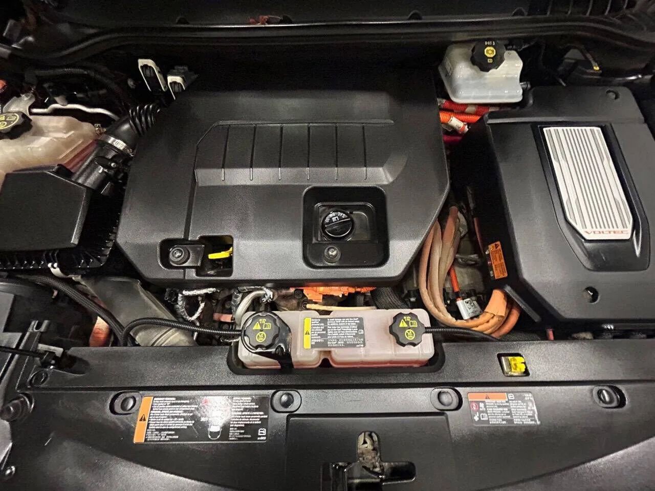 Used 2013 Chevrolet Volt Premium w/ Premium Trim Package image 10