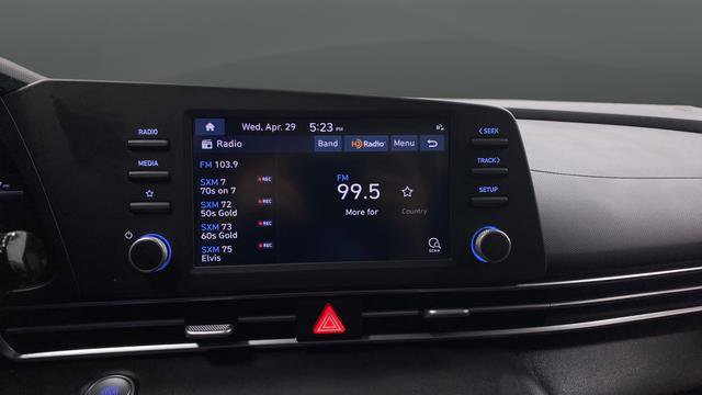Certified 2023 Hyundai Elantra SEL FWD image 14