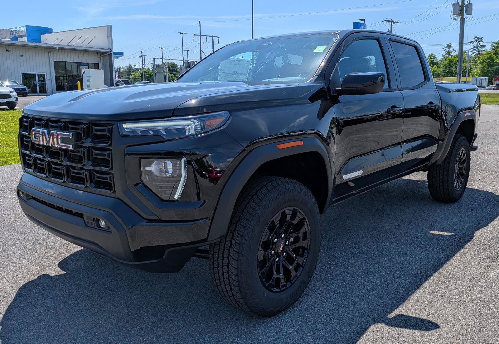 New 2026 GMC Canyon Elevation w/ Convenience Package AWD/4WD image 3