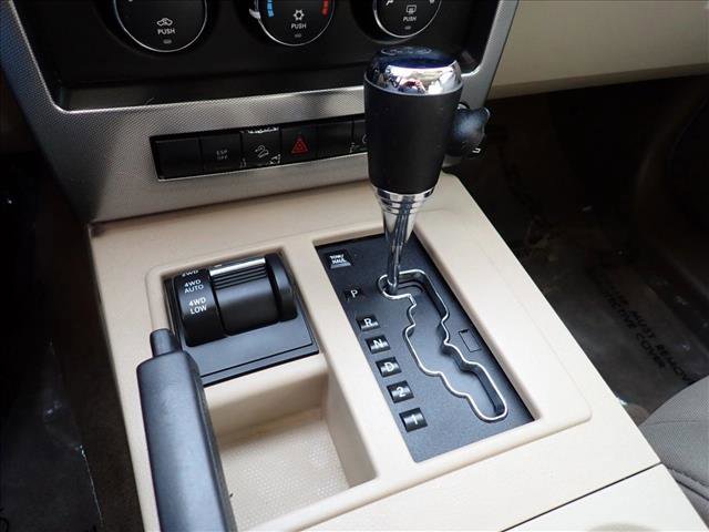 Used 2009 Jeep Liberty Sport w/ Popular Equipment Group image 17