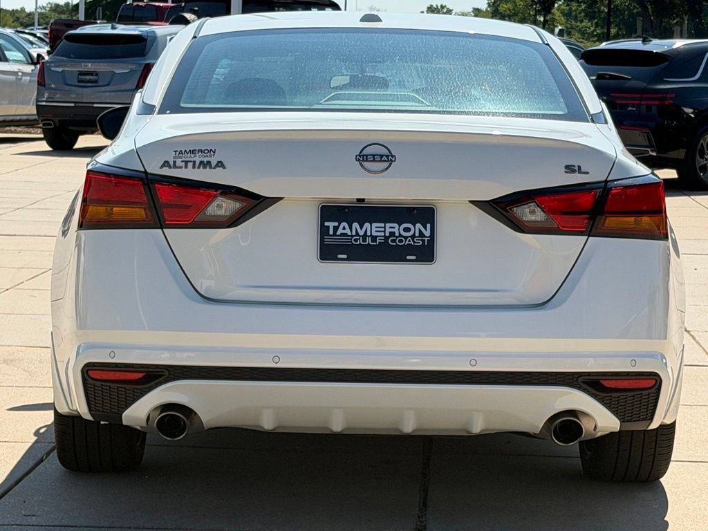 Used 2024 Nissan Altima 2.5 SL FWD image 3