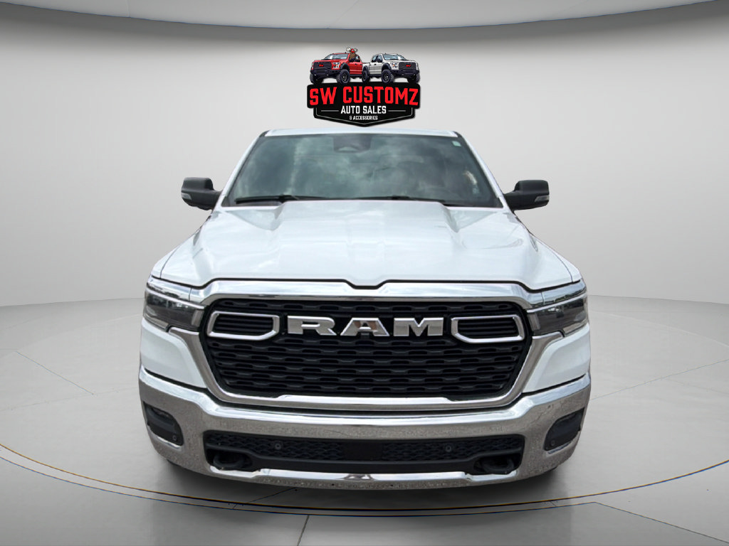 Used 2025 RAM 1500 Big Horn AWD/4WD image 2