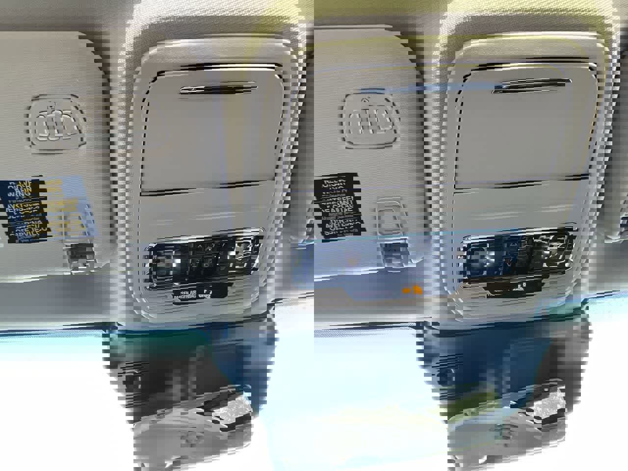 Used 2023 Lincoln Corsair Reserve w/ Equipment Group 201A image 32