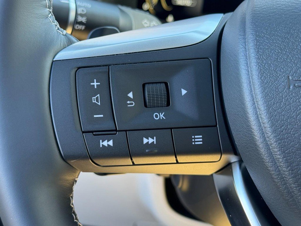 New 2026 INFINITI QX60 Autograph w/ Dark Cargo Package image 11