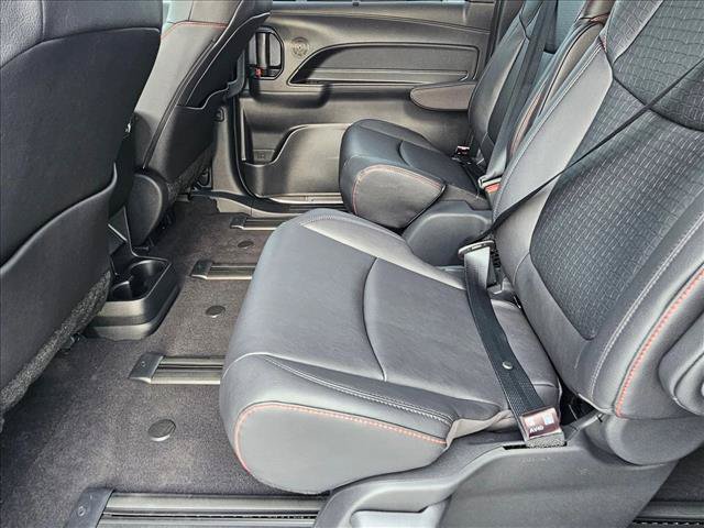 New 2026 Toyota Sienna XSE FWD image 15