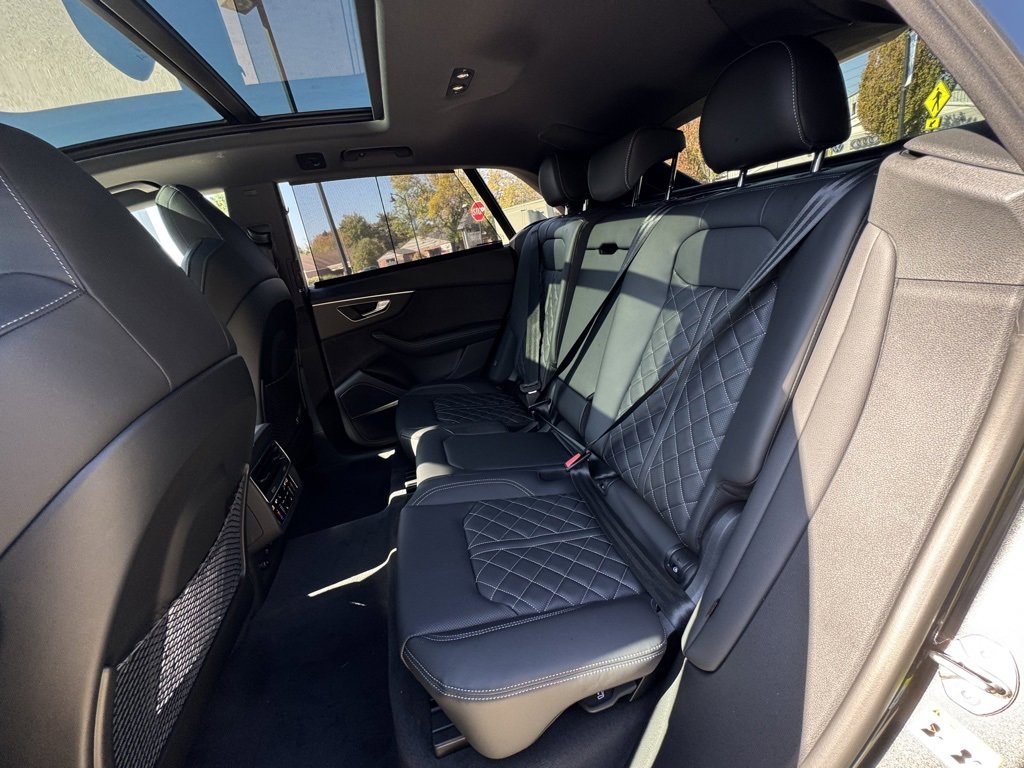 New 2026 Audi SQ8 Premium Plus image 31