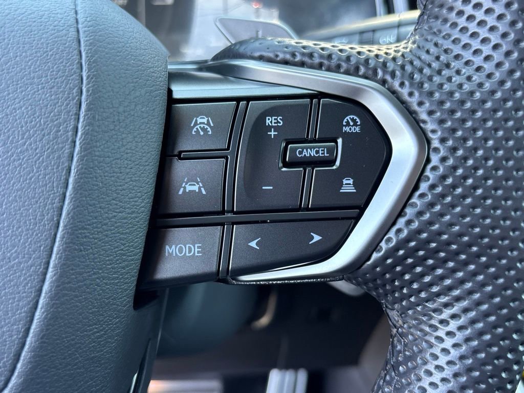 Used 2026 Lexus TX 500h AWD w/ Technology Package image 16