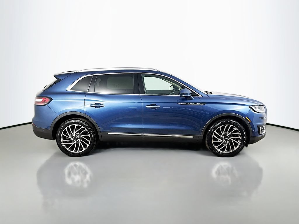 Used 2019 Lincoln Nautilus Reserve AWD/4WD image 9