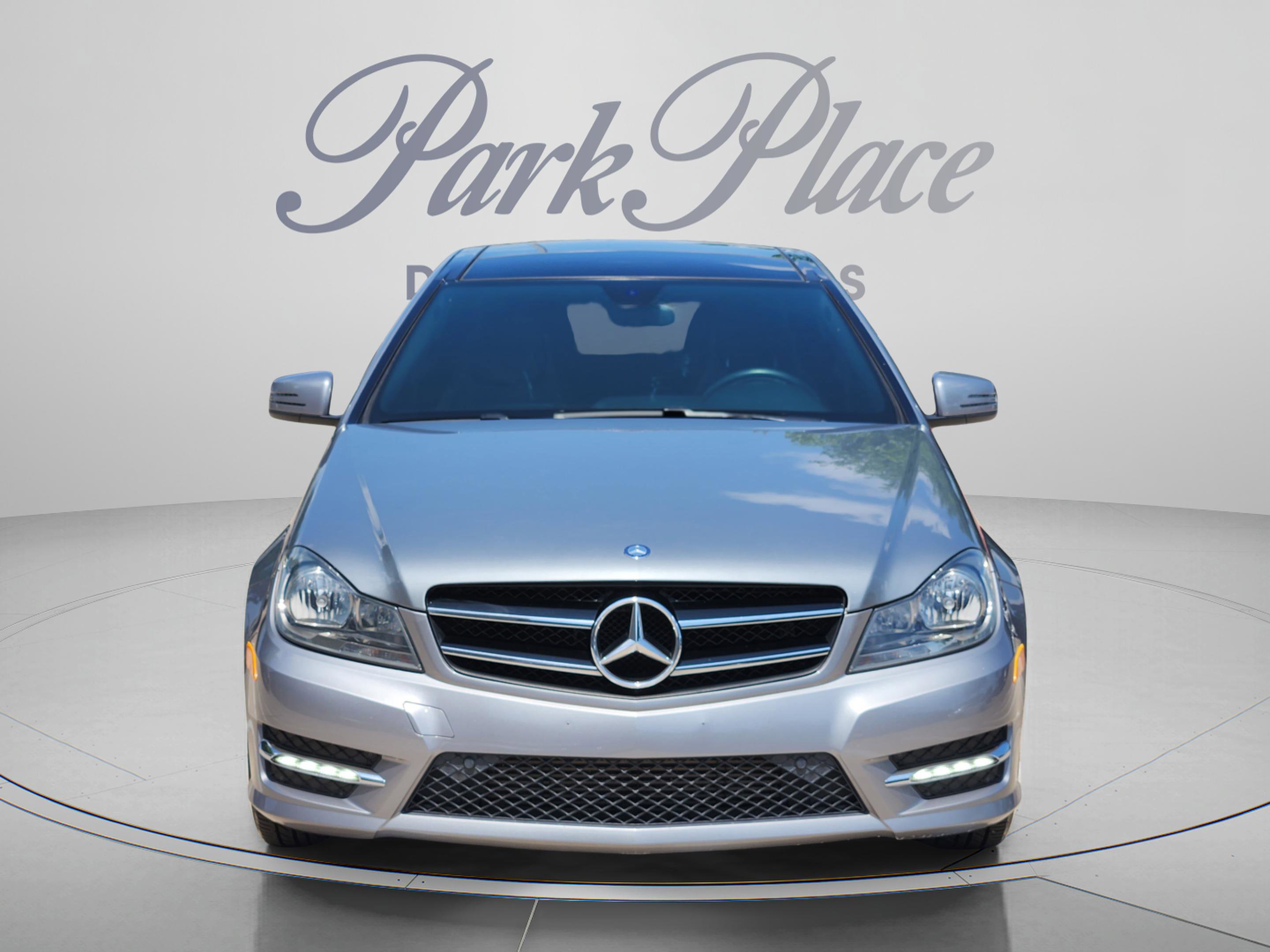 Used 2015 Mercedes-Benz C 250 Coupe image 5