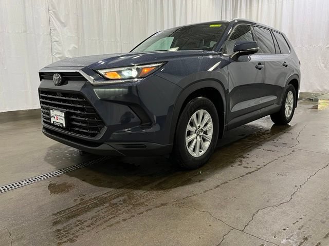 Certified 2024 Toyota Grand Highlander AWD image 27