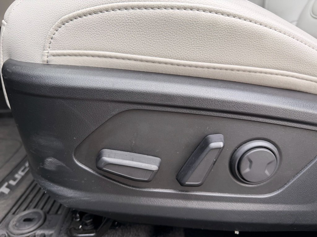 Used 2025 Hyundai Tucson SEL image 14