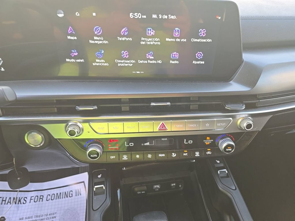 Used 2025 Kia Telluride S FWD image 11