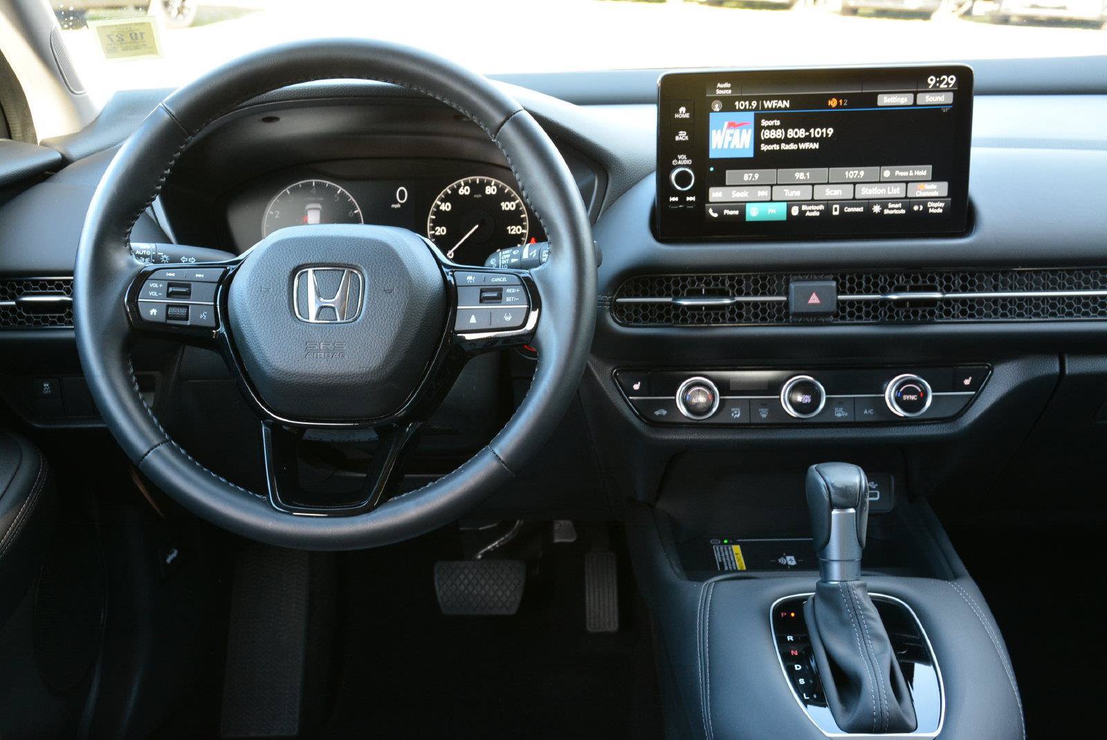 Used 2025 Honda HR-V EX-L image 12