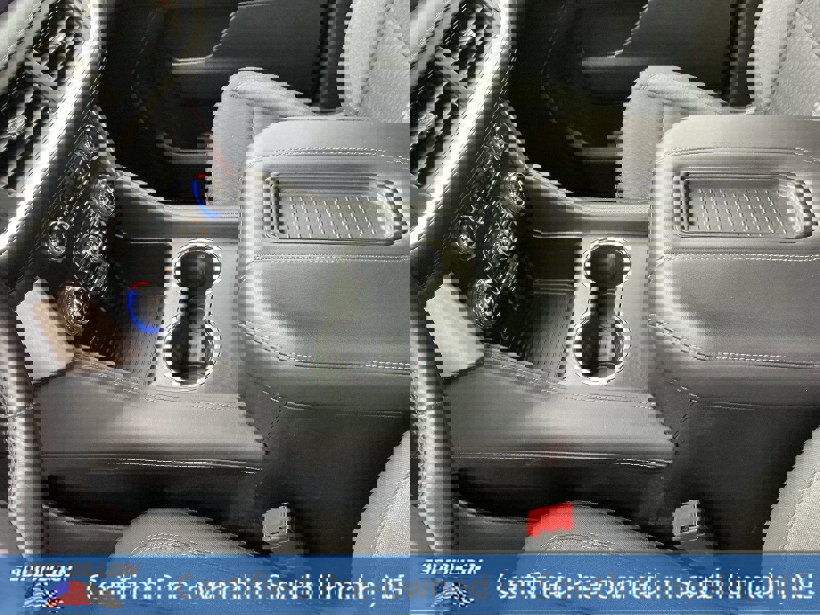 Used 2022 GMC Yukon SLE image 14