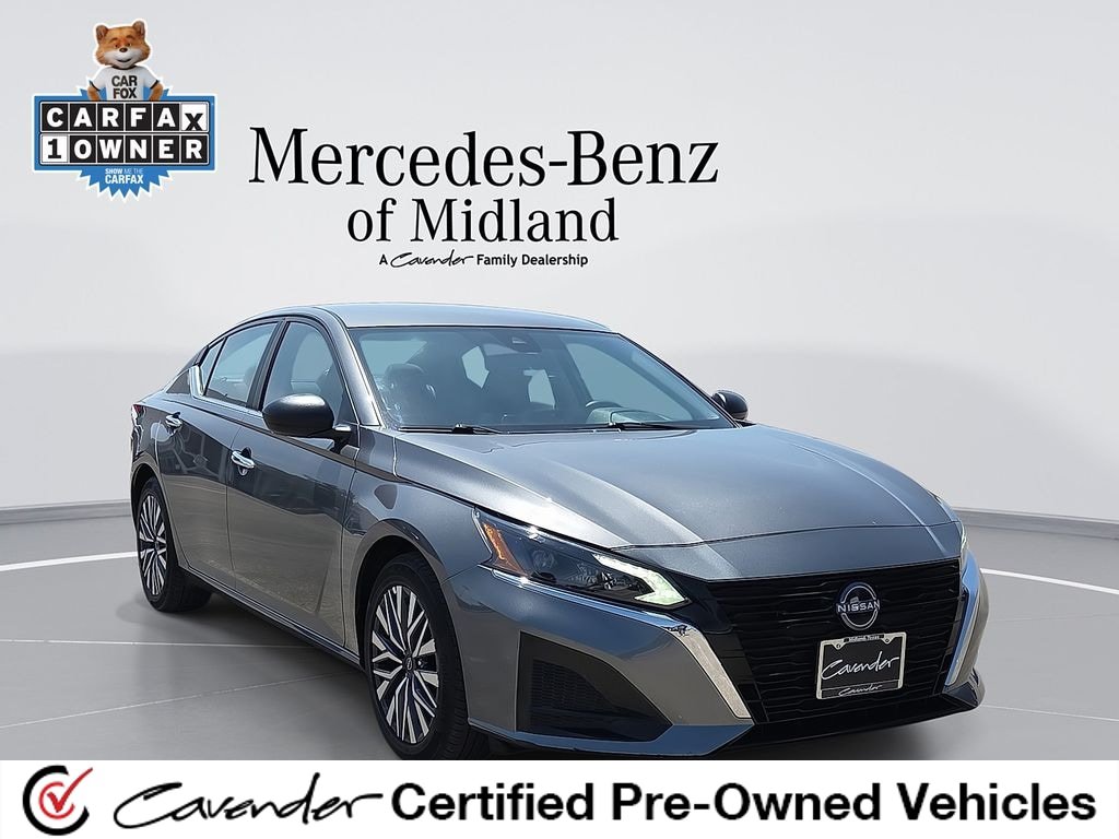 Used 2025 Nissan Altima 2.5 SV FWD image 1