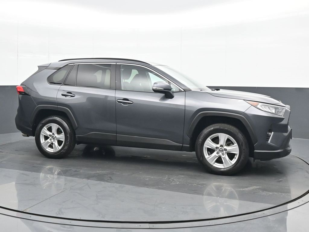 Used 2020 Toyota RAV4 XLE image 8