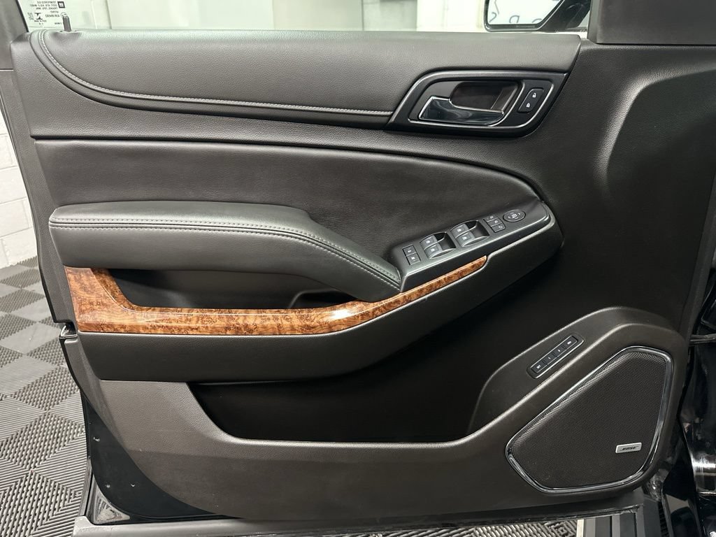 Used 2020 Chevrolet Tahoe Premier AWD/4WD image 17