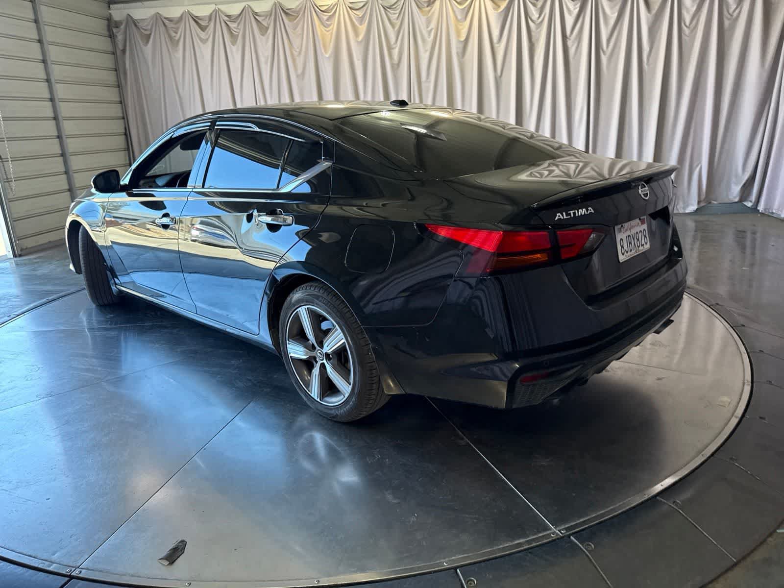 Used 2019 Nissan Altima 2.5 SL FWD image 7