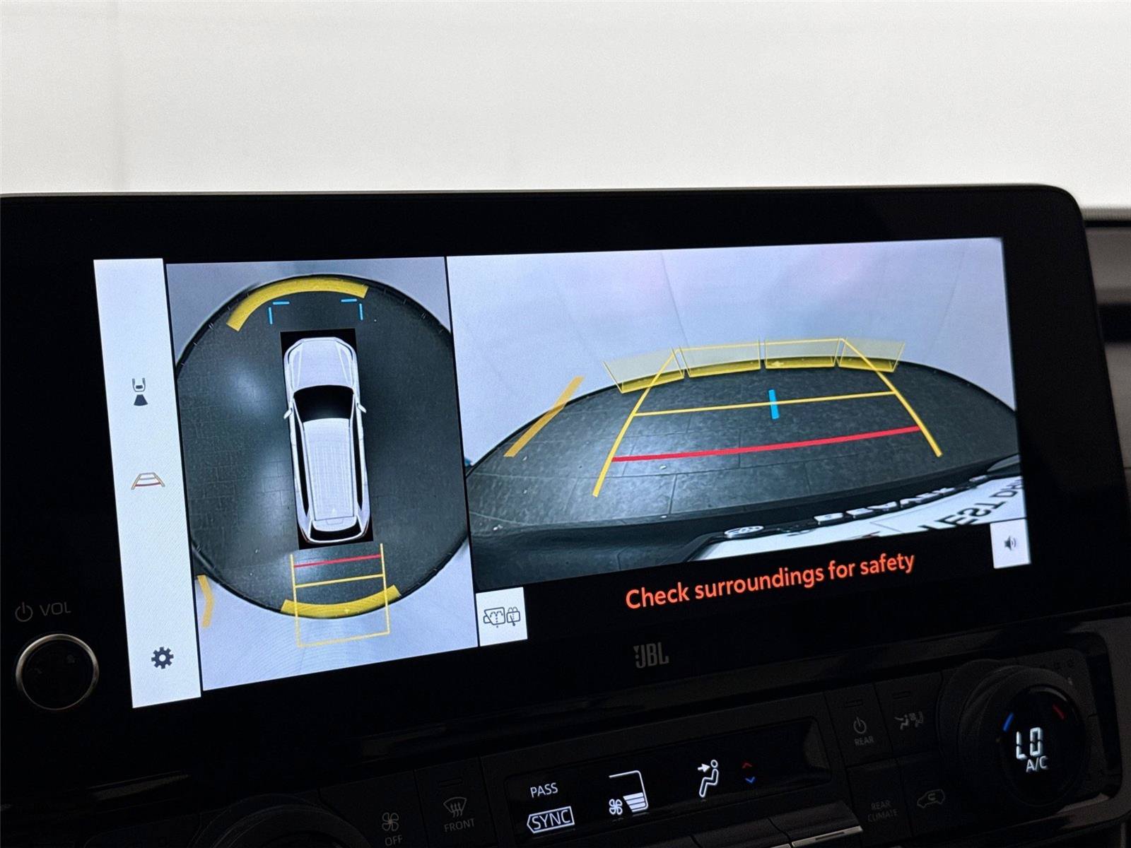 Certified 2024 Toyota Grand Highlander AWD image 25