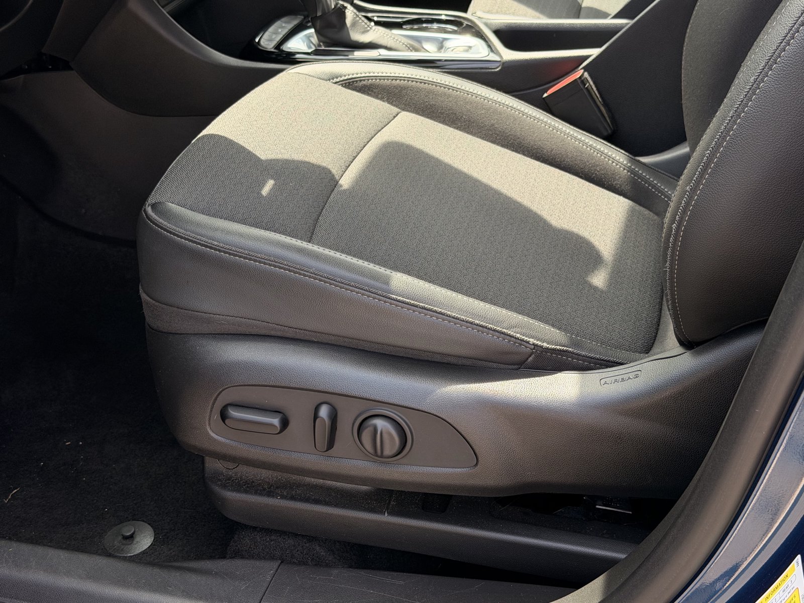 Used 2020 Buick Encore GX Select w/ Experience Buick Package AWD/4WD image 15