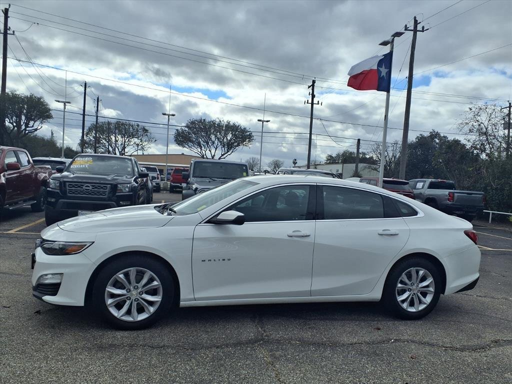 Used 2022 Chevrolet Malibu LT image 23