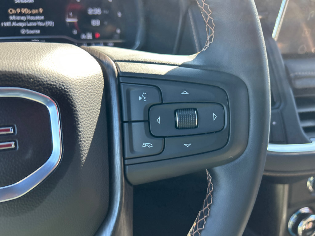 Certified 2023 GMC Yukon XL AT4 w/ AT4 Premium Package AWD/4WD image 22