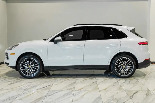 Used 2019 Porsche Cayenne AWD/4WD image 17