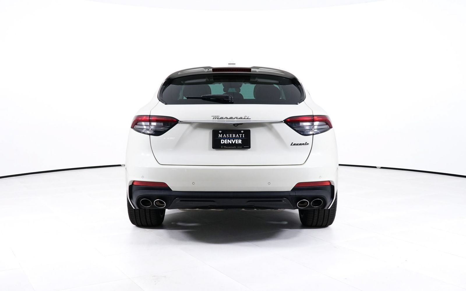 Used 2022 Maserati Levante Modena AWD/4WD image 6