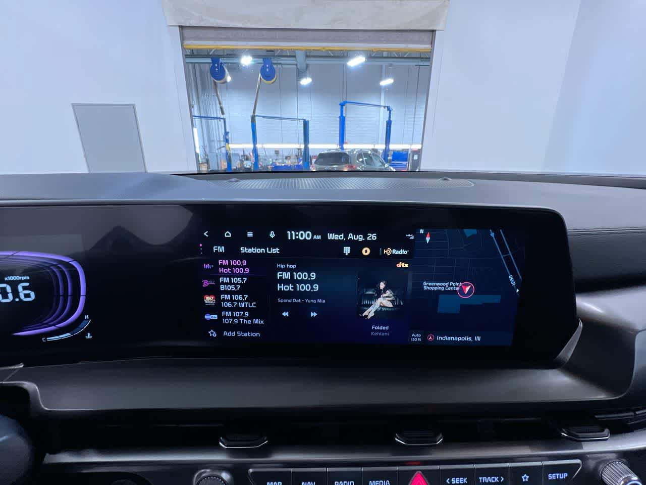 Used 2025 Kia Telluride S FWD image 28