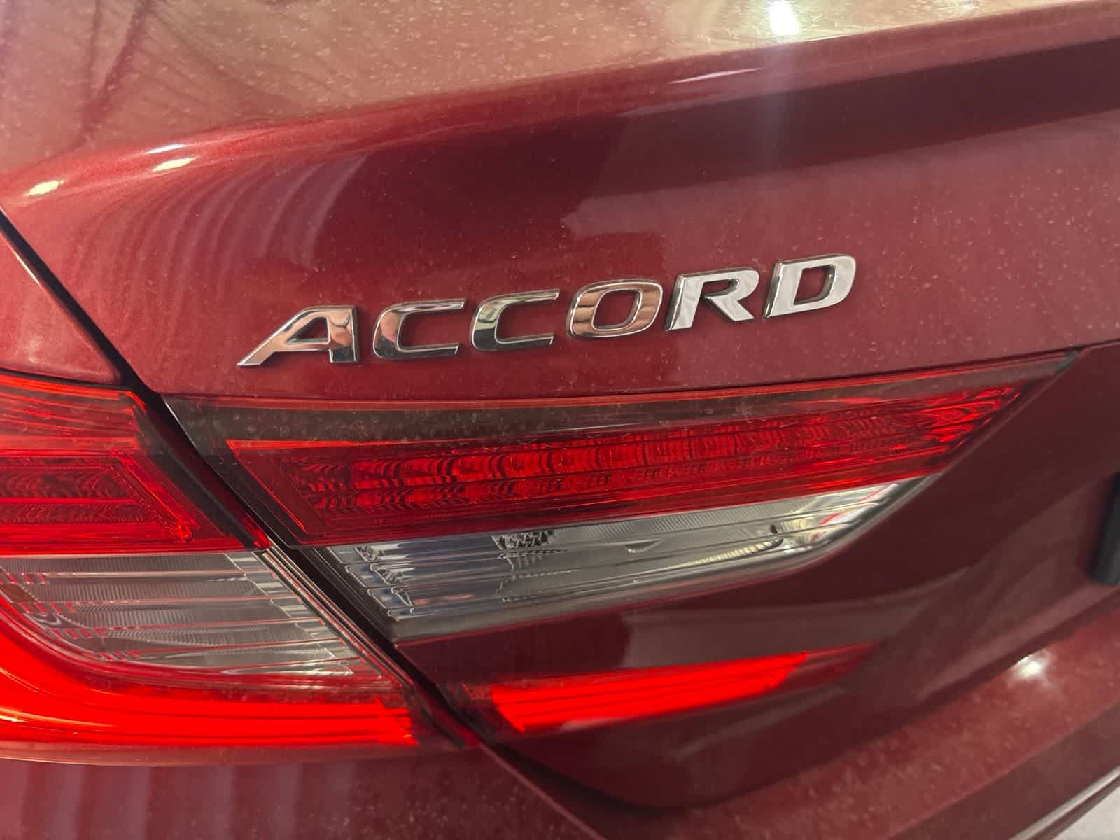 Used 2018 Honda Accord EX-L image 11